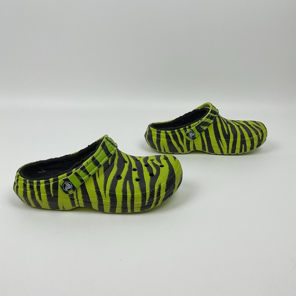 Crocs Zebra Print Fuzz Lined Clogs Mens 6 Womens 8 Neon Green Black Shoes - Picture 7 of 13
